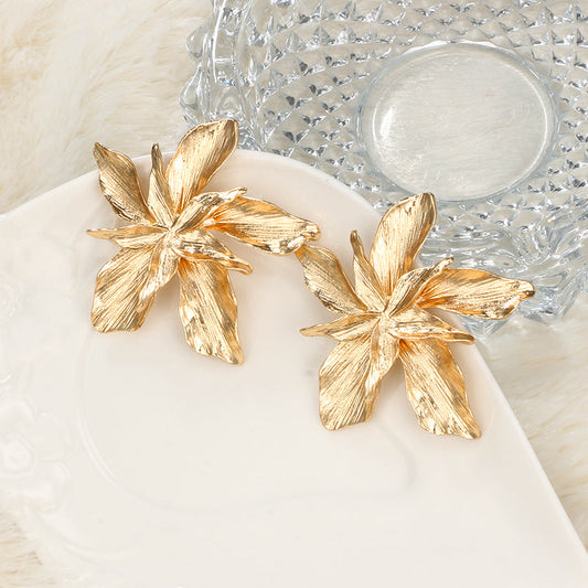 Big Flower Stud Petal Leaf Earring